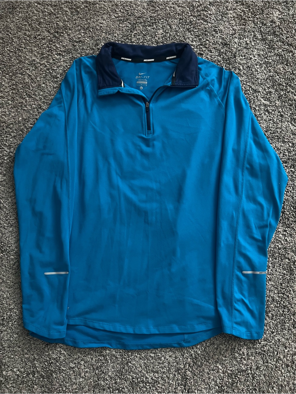 Men’s Nike Blue Quarter Zip Pullover With Navy Collar
